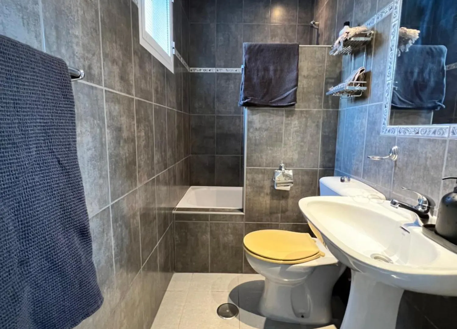 Apartment Two Bedroom, Two Bathroom, Balcony, Pool Area, View Malaga Spain