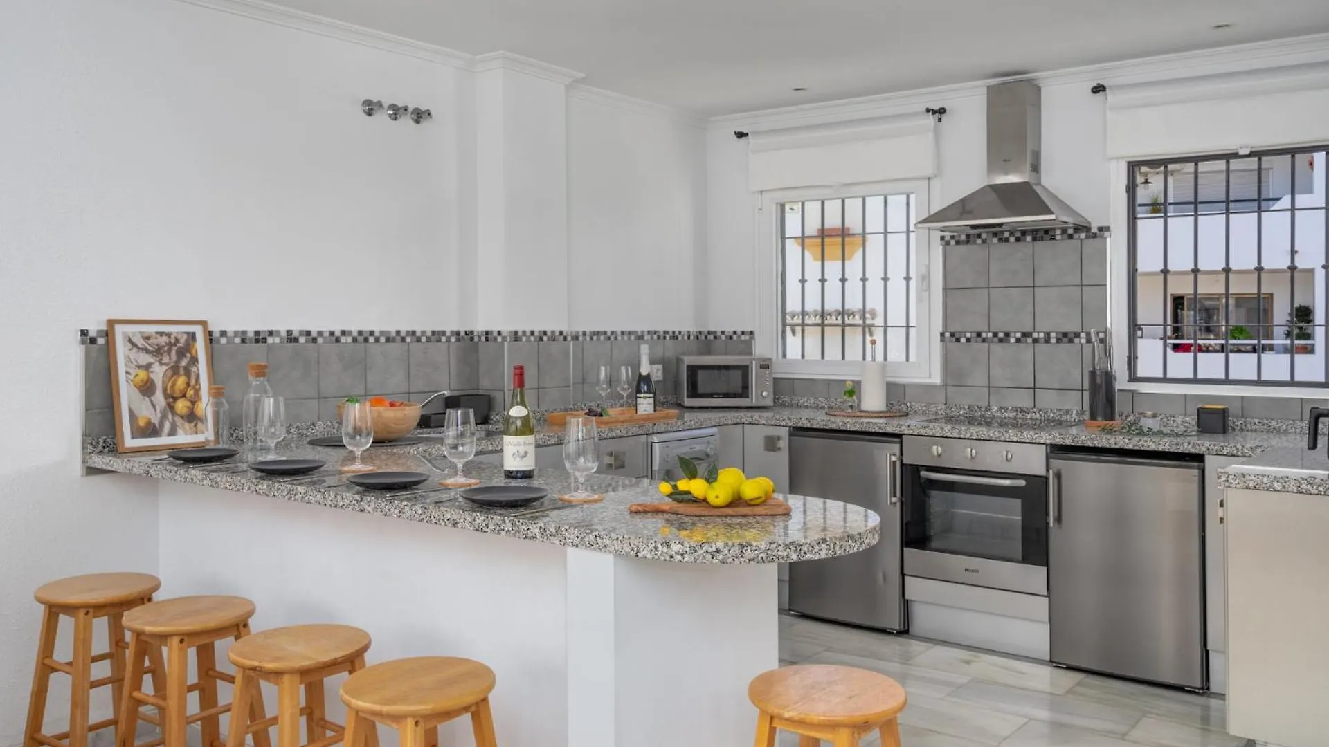 Two Bedroom, Two Bathroom, Balcony, Pool Area, View Malaga 0*,