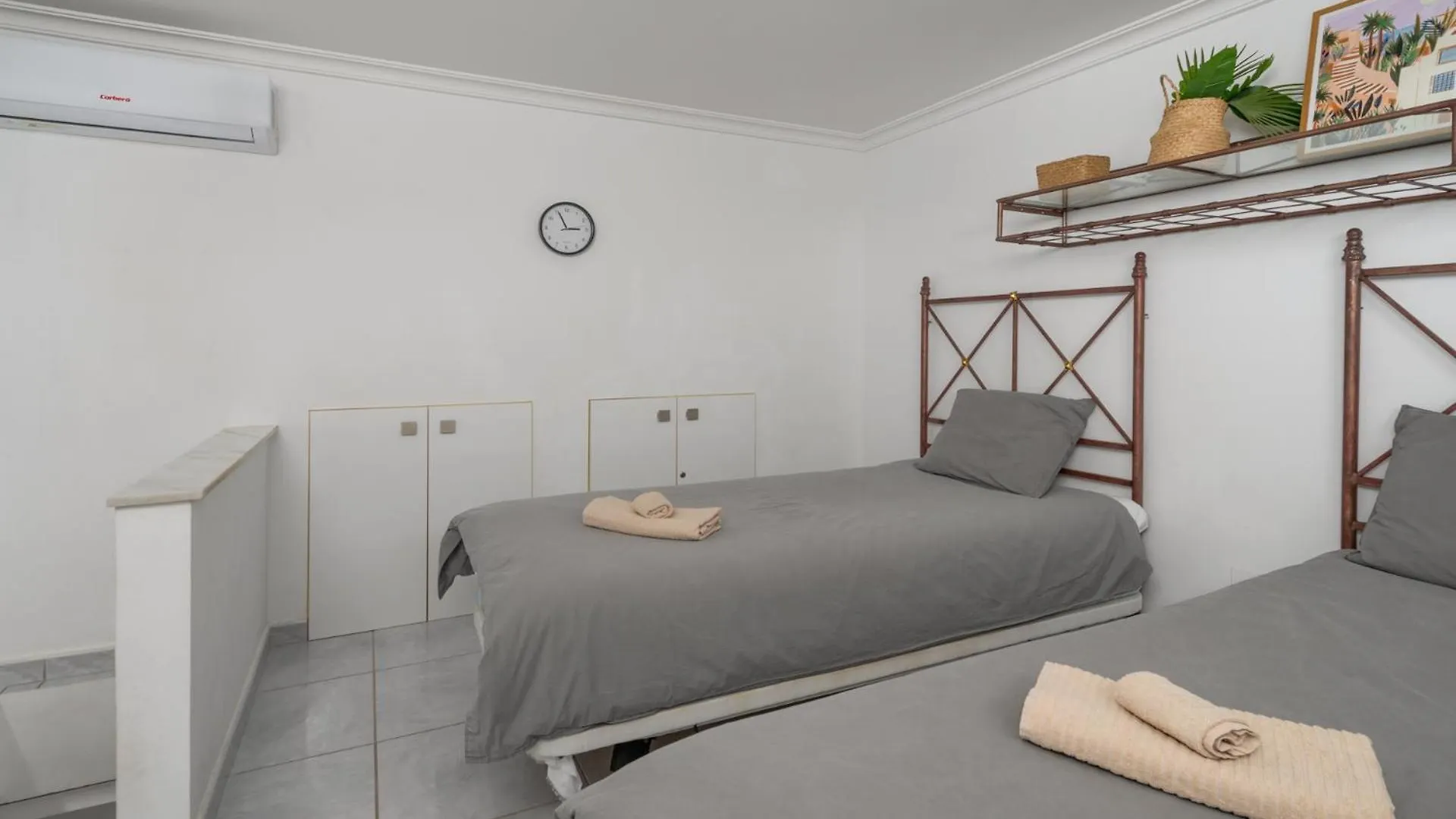 Two Bedroom, Two Bathroom, Balcony, Pool Area, View Malaga Apartment
